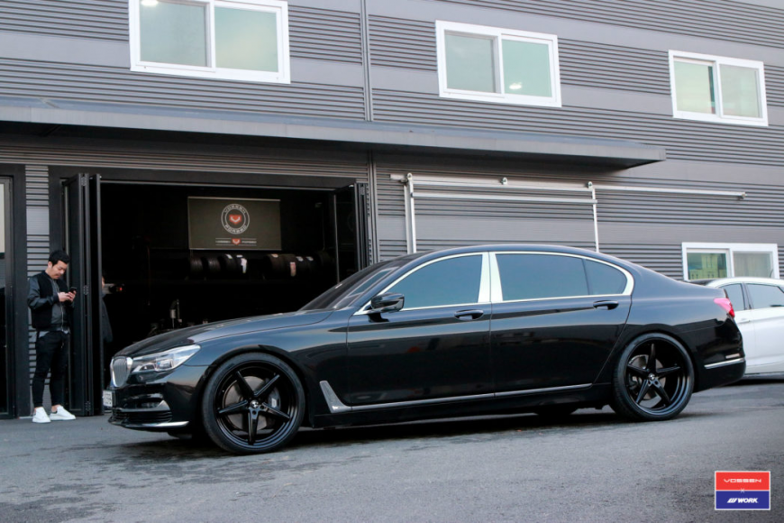 BMW 7 Series    VWS3