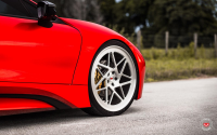   Vossen: BMW i8   Vossen LC-109T