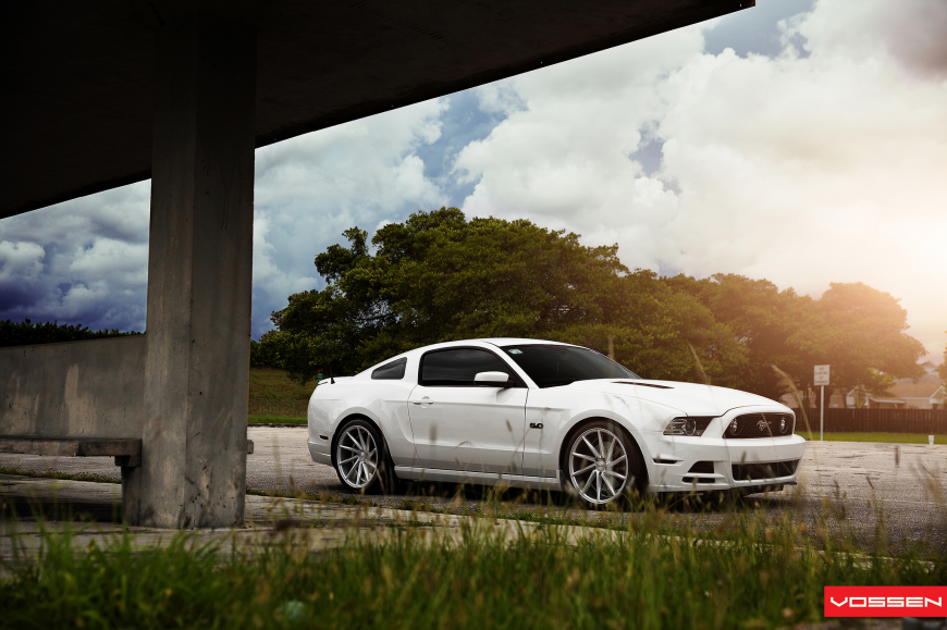 Ford Mustang   CVT