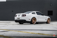   Vossen: Ford Mustang   Vossen LC-104T