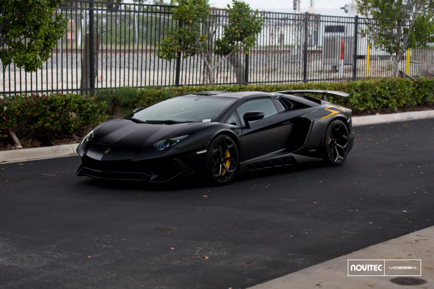 Lamborghini Aventador   NV1