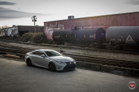   Vossen: Lexus RCF   Vossen HC-2