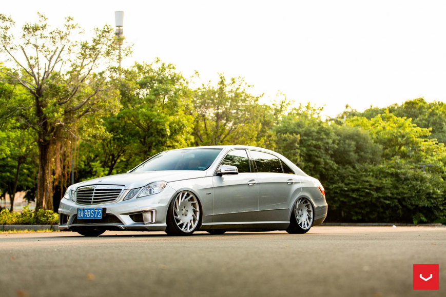 Mercedes Benz E Class   VLE1