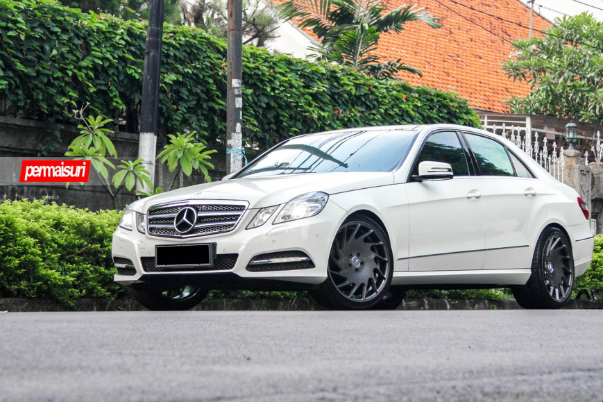 Mercedes Benz E Class   VLE1