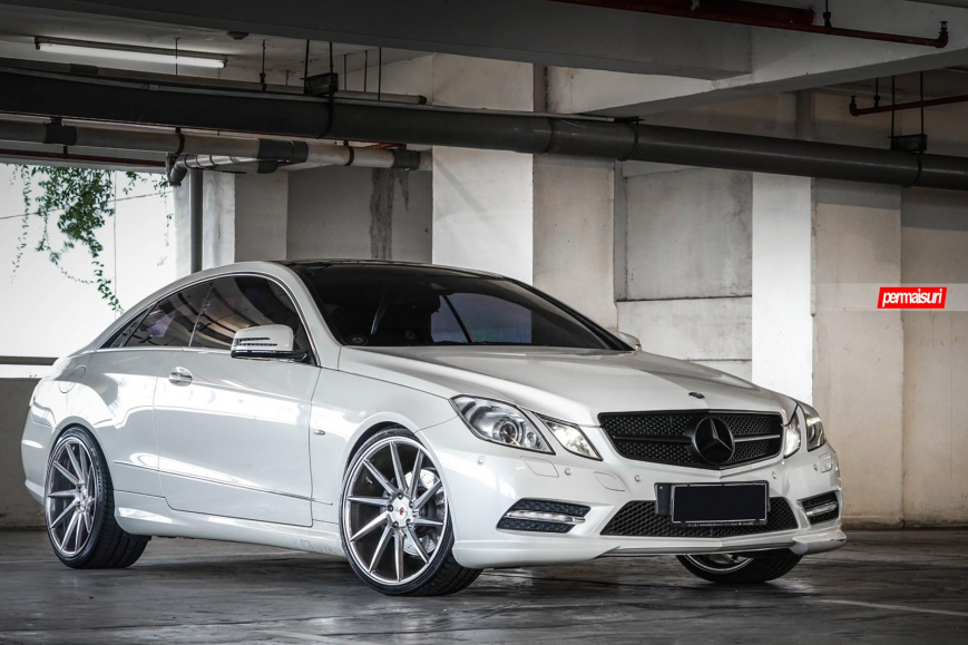 Mercedes Benz E Class   VPS310T