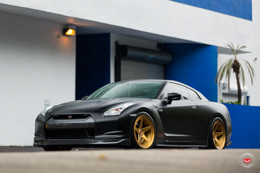 Nissan GTR   LC101