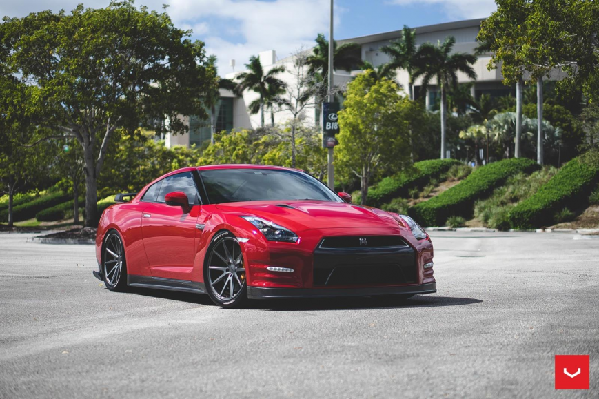 Nissan GTR   VFS1