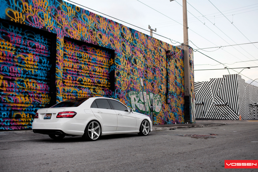 Mercedes Benz E Class   VVSCV3