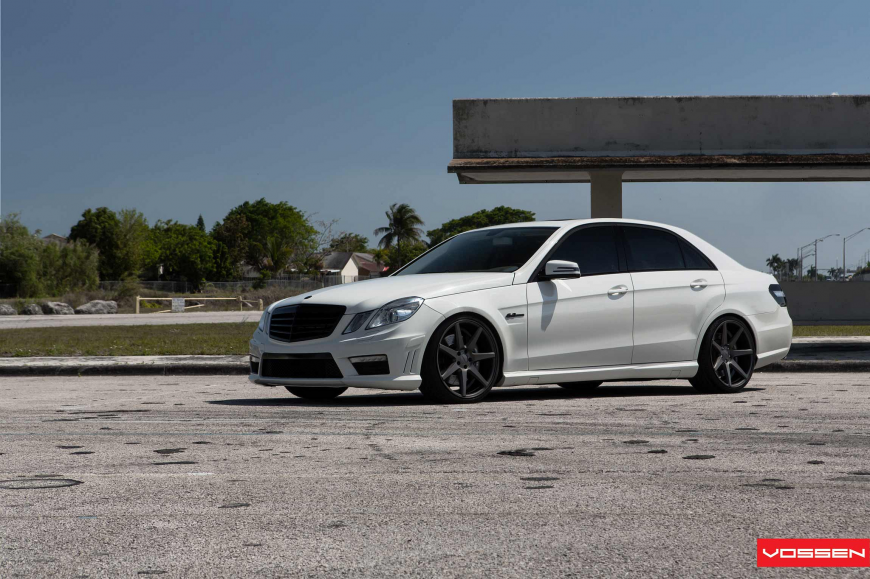 Mercedes Benz E Class   VVSCV7