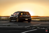   Vossen: VW Golf   Vossen VPS-305T