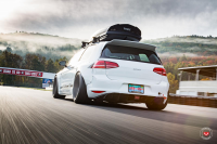   Vossen: VW Golf GTI   Vossen VPS-317